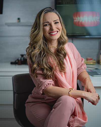 Dra. Roberta Bossolani - Ortodontista - Invisalign Doctor em São José dos Campos - SP